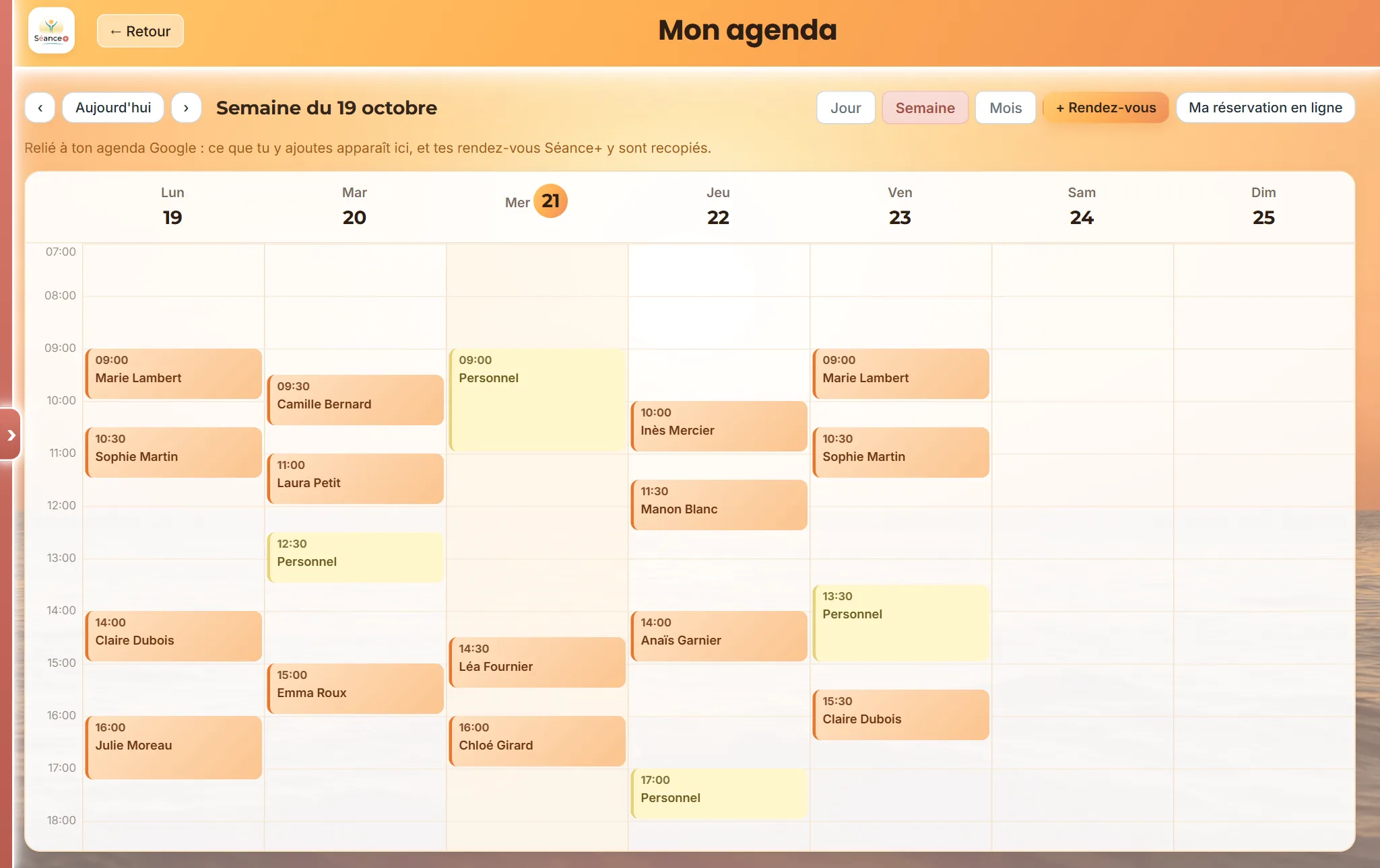 Agenda de Séance+ en vue semaine, avec les séances des clientes et les créneaux personnels